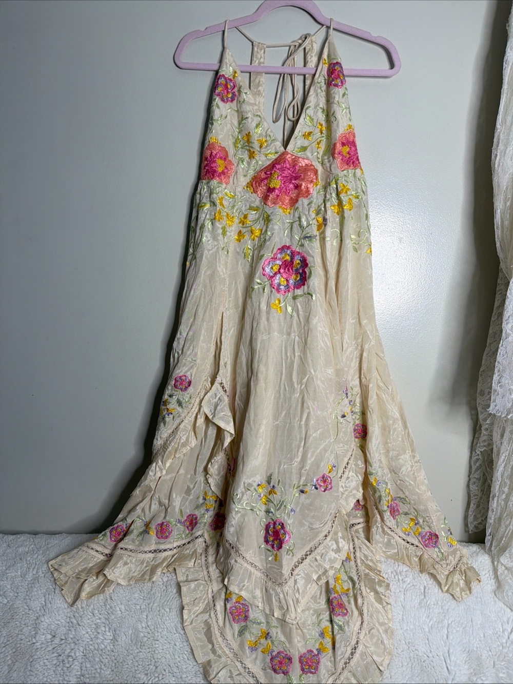 Free people Full Bloom Colorful Embroidered Handkerchief Hem Tunic top L - Picture 6 of 11